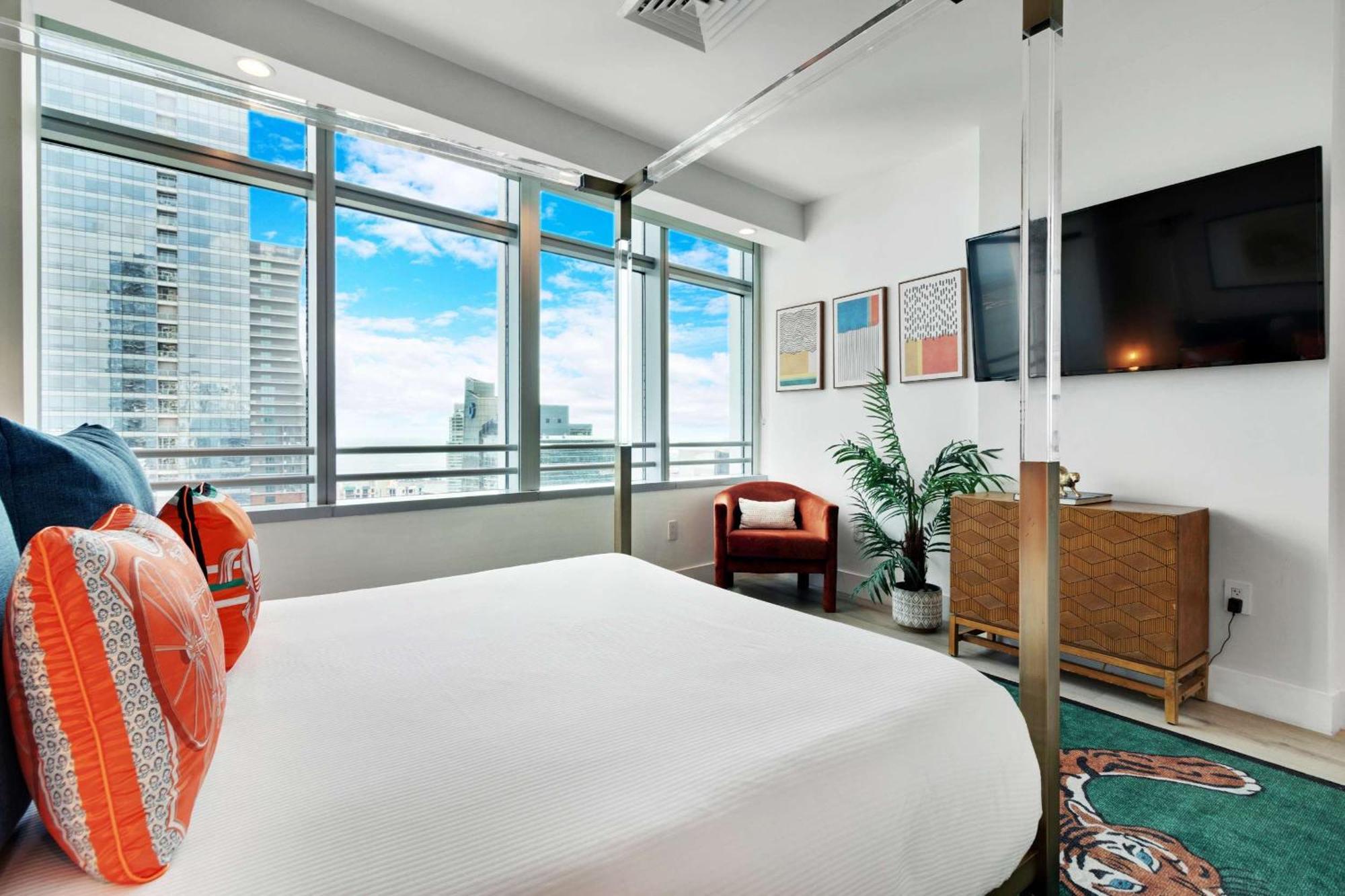 Roami At Brickell Penthouse Urban Retreat Apartment